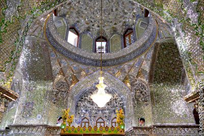 mausolée Ali Ibn Hamzeh: mosaïque de mirroirs