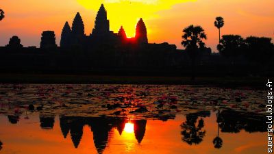 temple d'Angkor Vat, Cambodge (au lever du soleil)