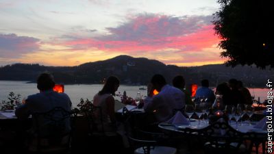 diner au coucher du soleil