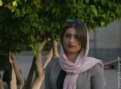 Iranienne: voile obligatoire mais......très cool