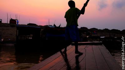 sur le lac Tonlé Sap, Cambodge